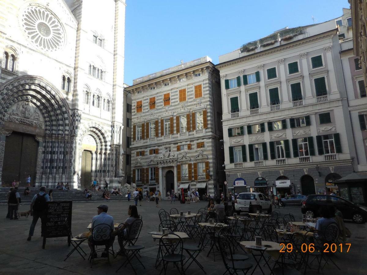 Апартаменты Loft Fronte Cattedrale Генуя Экстерьер фото